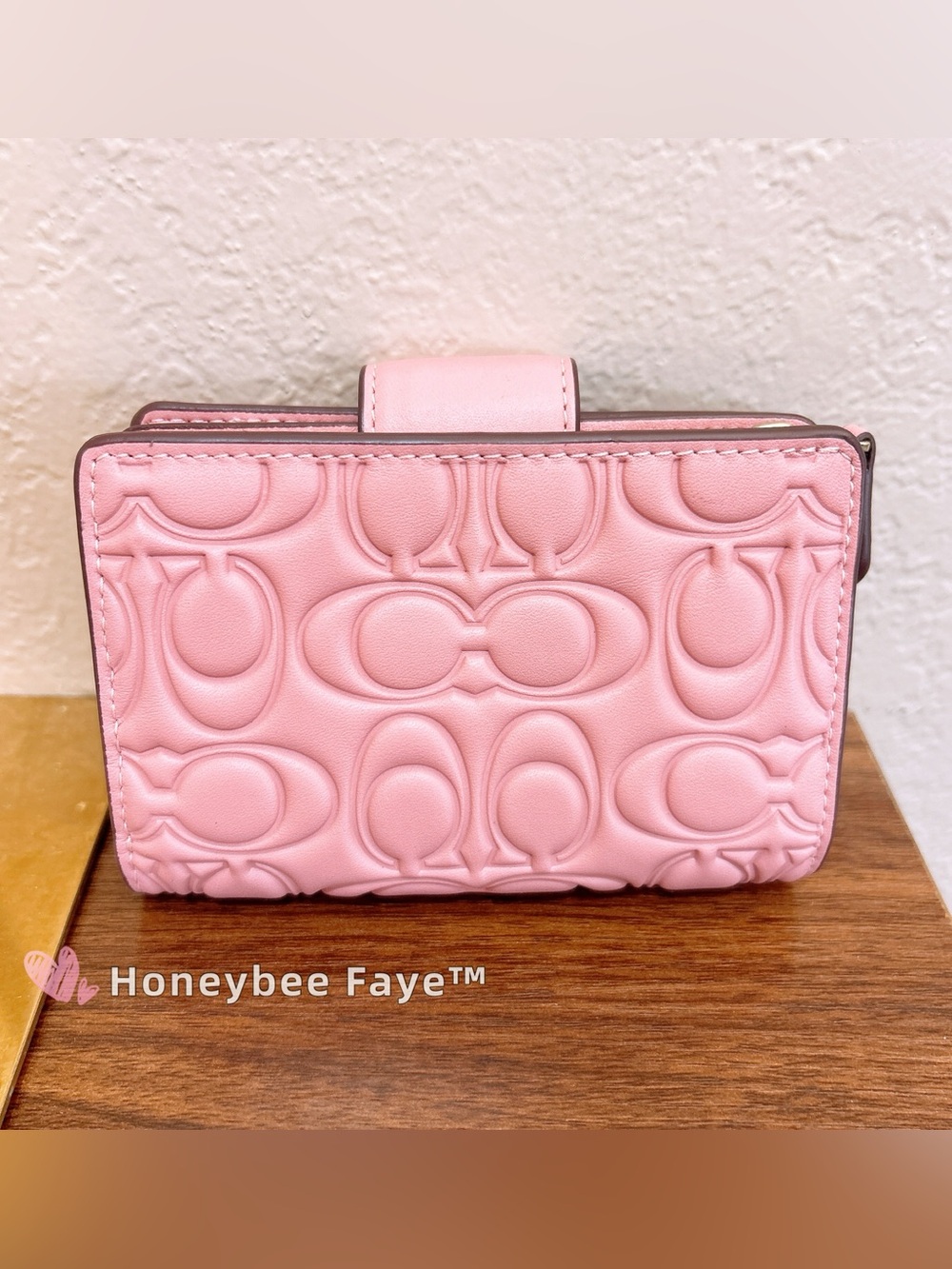 COACH Pink Embossed Signature Leather Wallet with Gold Logo cz341 - Picture 4 of 6